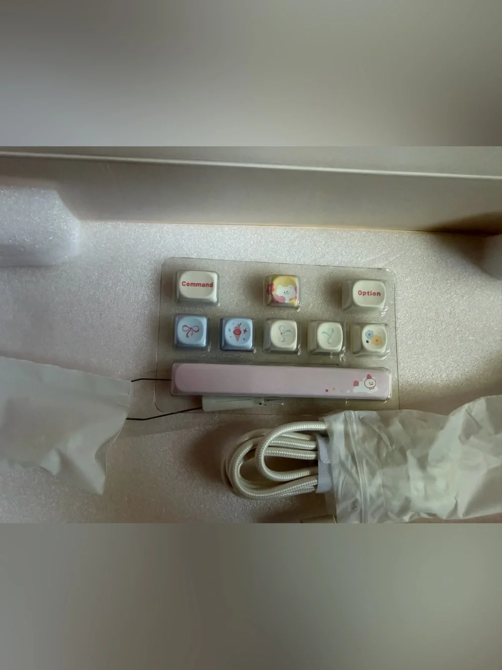 Yunzii C98 Beige Pastel Keyboard Cake Cat Wireless Mechanical Candy Switches